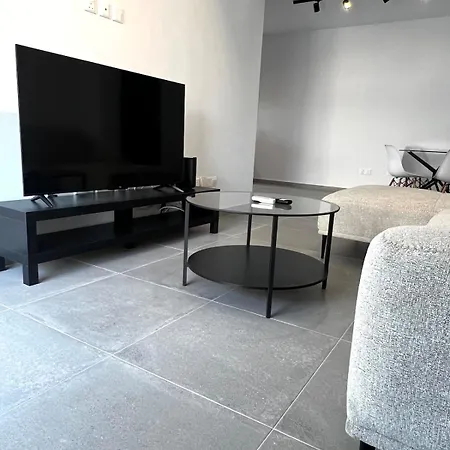 The Minimal Nest * Nicosia