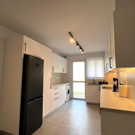 The Minimal Nest Nicosia